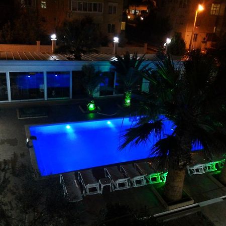 Uzunhan Hotel Ayvalı エクステリア 写真