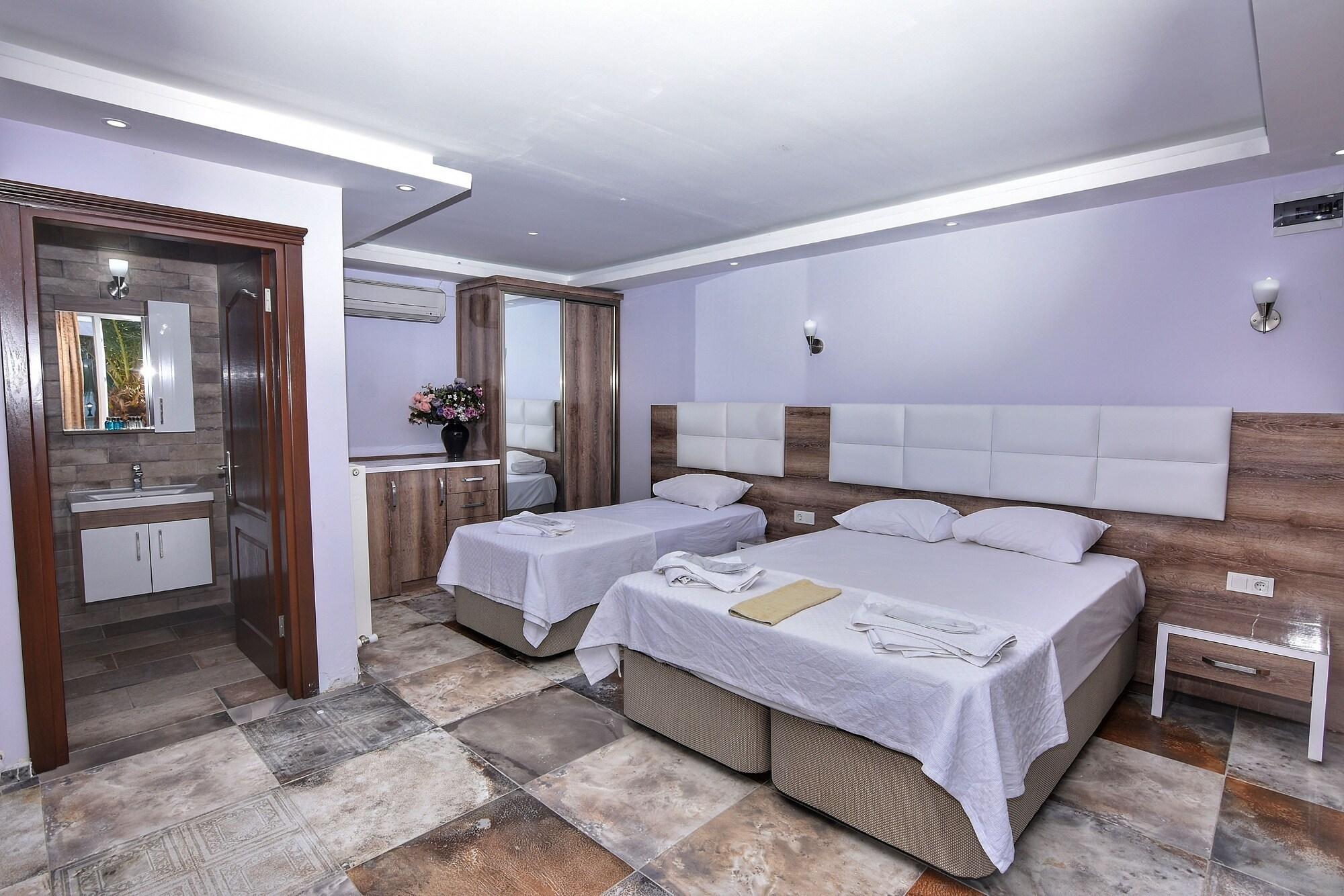 Uzunhan Hotel Ayvalı エクステリア 写真