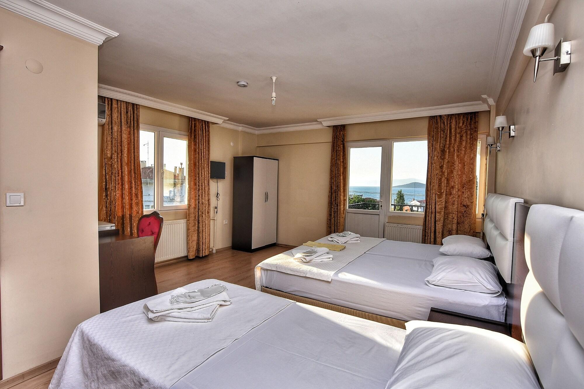 Uzunhan Hotel Ayvalı エクステリア 写真
