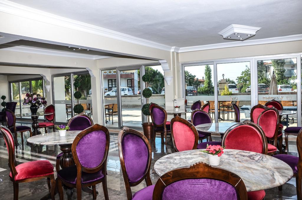 Uzunhan Hotel Ayvalı エクステリア 写真