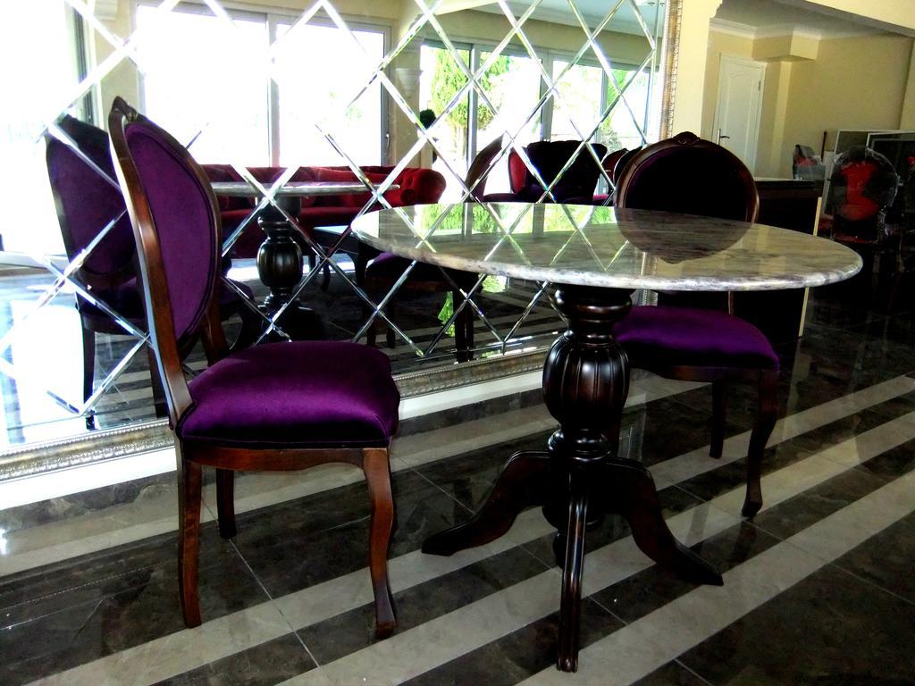 Uzunhan Hotel Ayvalı エクステリア 写真
