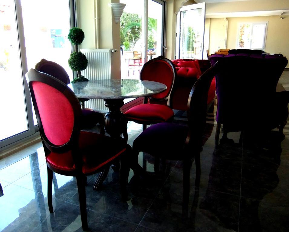 Uzunhan Hotel Ayvalı エクステリア 写真