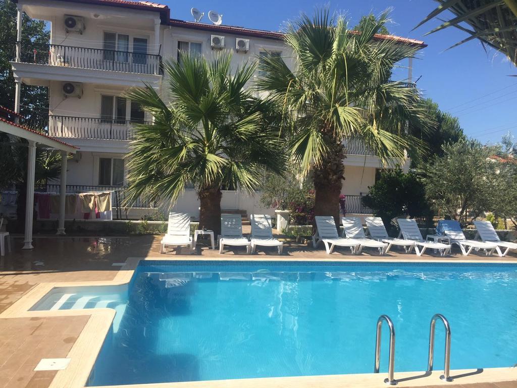 Uzunhan Hotel Ayvalı エクステリア 写真