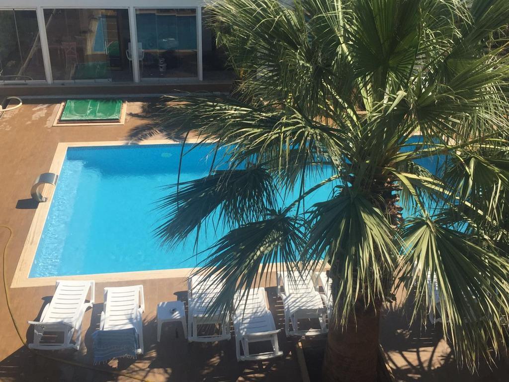 Uzunhan Hotel Ayvalı エクステリア 写真