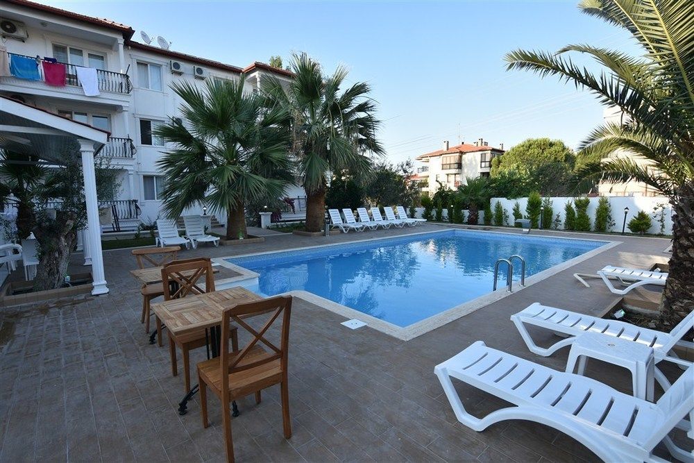Uzunhan Hotel Ayvalı エクステリア 写真